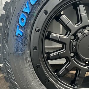 純正車高対応!! ハイエース 新品 16インチ タイヤホイールセット 215/65R16 200系 TOYO オープンカントリー RT ホワイトレター