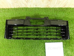 Toyota Estima フロントBumperGrille 53112-28210 Black Used item ZC000278