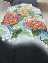 1円 良品 正絹 着物 留袖 縮緬 比翼付 紫陽花 草花 冠婚葬祭 おしゃれ 高級 袷 身丈150cm 裄65cm【夢職】★★★_画像4