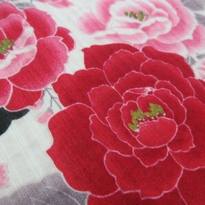 1円 良品 木綿 綿 浴衣 祭り 花火 和装 和服 白 蝶 牡丹 花柄 薔薇 お洒落 可愛い 身丈161cm 裄65cm【夢職】★★★の画像8