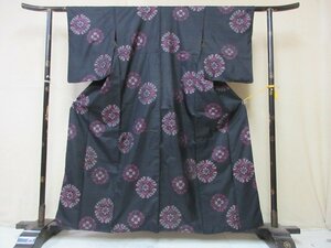 1円 良品 正絹 着物 紬 和装 和服 アンティーク 大正ロマン 銘仙 黒 唐花 花柄 お洒落 高級 袷 身丈149cm 裄63cm【夢職】★★★