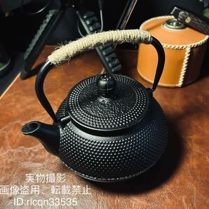 高品質 鋳鉄やかん 0.6L 鉄瓶 南部鉄器 急須 茶道具 煎茶道具 提梁壺 15×15.3cm 1.1kgの画像1