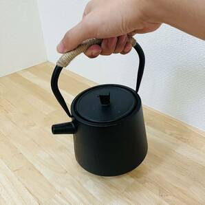 高品質 鋳鉄やかん 1.2L 鉄瓶 鉄びん 南部鉄器 急須 茶道具 煎茶道具 提梁壺 鉄分補給 21.5x16cm 1.5kgの画像6