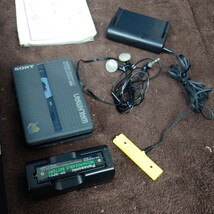 SONY WALKMAN　WM-503 中古品　現状品　付属品多数　カセットプレーヤー　ウォークマン 昭和レトロ ソニー_画像2