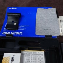 SONY WALKMAN　WM-503 中古品　現状品　付属品多数　カセットプレーヤー　ウォークマン 昭和レトロ ソニー_画像3