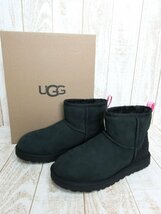 美品☆UGG/アグ：Classic Mini II Graphic Logo 1110083 BNPN 24cm レディース クラシック ミニ II グラフィック ロゴ ブーツ ムートン_画像1