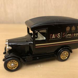 ミニカー　1934年製　シボレーバン　MADE IN ENGLAND