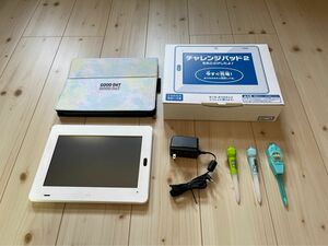 こどもチャレンジ　Benesse/ベネッセ　タブレット チャレンジパッド2 TAB-A03-BR2B 通電確認済 ①