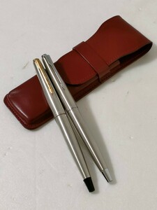 万年筆　2点まとめて　PARKER　パーカー　MADE IN USA　/　MADE IN AUSTRALIA　/ 送料370円