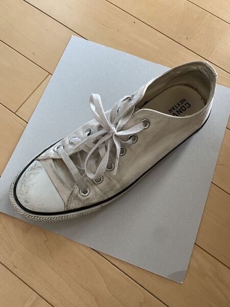 片方だけ〈左足のみ〉converse コンバース　スニーカー　ホワイト　ネガティブ履きに　25cm