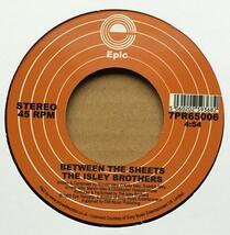 新品 Isley Brothers Between The Sheets / Footsteps In The Dark 7インチ 45 EP Soul R&B G-RAP HIPHOP ネタ Ice Cube MURO KOCO RSD _画像1