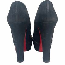 Christian Louboutin(クリスチャン ルブタン) ハイヒールレザーパンプス スエード ブラック 表記35ハーフ(22.5~23cm相当)_画像3