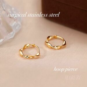 【ステンレス】ツイスト　リング　ミニ　フープピアス／ゴールド　gold／ひねり　ねじれ　金属アレルギー対応　キャッチレス