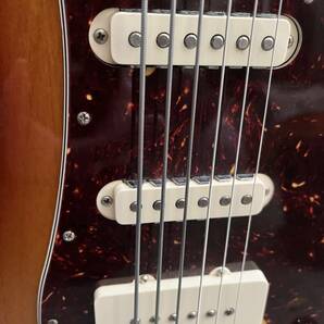 Fender Mexico PAWNSHOP Bass Ⅵの画像3