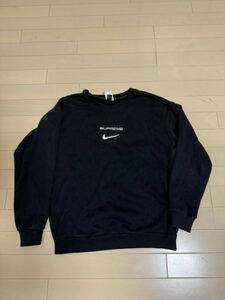 ナイキ シュプリーム supreme コラボ NIKE パーカー トレーナー スウェット レア M