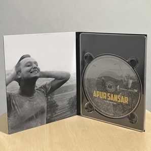 The Apu Trilogy Blu-ray Criterion Collection クライテリオン ブルーレイ / 大地のうた 大河のうた 大樹のうた / サタジット・レイの画像9