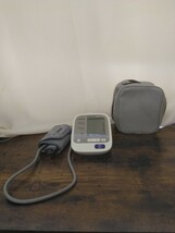 g_t W206 OMRON自動血圧計(HEM-8721)★ヘルスケア★健康器具★測定器★血圧計☆オムロン_画像1