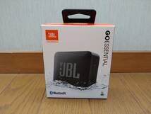 ★新品未開封　JBL GO ESSENTIAL Bluetoothスピーカー IPX7防水 コンパクトサイズ 人気のブラック JBLGOESBLK ゴー エッセンシャル★_画像1