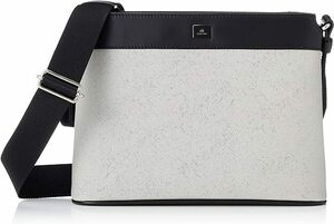 CK CALVIN KLEIN カルバンクライン 日本製 定価2,7万 牛革 ショルダーバッグ 収納量◎ グレー この他にも出品中です♪ CK18561