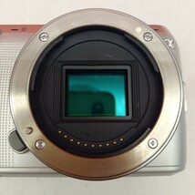 ■ SONY α NEX-C3 ボディ E 18-55mm F3.5-5.6 OSS レンズ ミラーレス一眼レフカメラ 動作未確認 シルバー デジタルカメラ ソニー_画像7