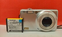 ■ FUJIFILM コンパクトデジタルカメラ F70 EXR 動作確認済 バッテリー 富士フイルム フジフイルム_画像1