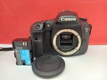 ■ Canon EOS 7D デジタル一眼レフカメラ ボディ動作確認済 シャッター、フラッシュOK バッテリー 付属品 キャノン_画像1