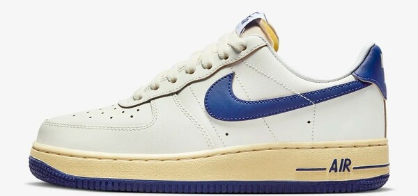 WMNS Nike Air force 1エアフォース　ウィメンズ　6549