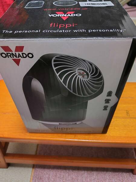 【サーキュレーター】ボルネード　FlippiV8 VOR　VORNADO　黒　換気　空気入れ替え