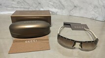 美品 GUCCI グッチ サングラス スタッズ イタリア製 GG1838FS メガネ ケース付き 箱 布付き GG柄 383_画像1