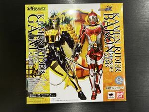 S.H.Figuarts 仮面ライダー鎧武パインアームズ&仮面ライダーバロンマンゴーアームズセット　開封現状品