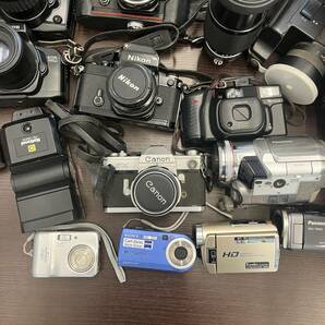 小＃#6455A CANON FUJIFILM Nikon Sony MINOLTA LUMIXなど デジカメ 一眼レフカメラ ビデオカメラ 双眼鏡 など大量まとめの画像8