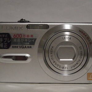 デジカメ Panasonic LUMIX DMC-FX9 シルキーシルバー (6.0メガ) 3045 BT 充の画像2