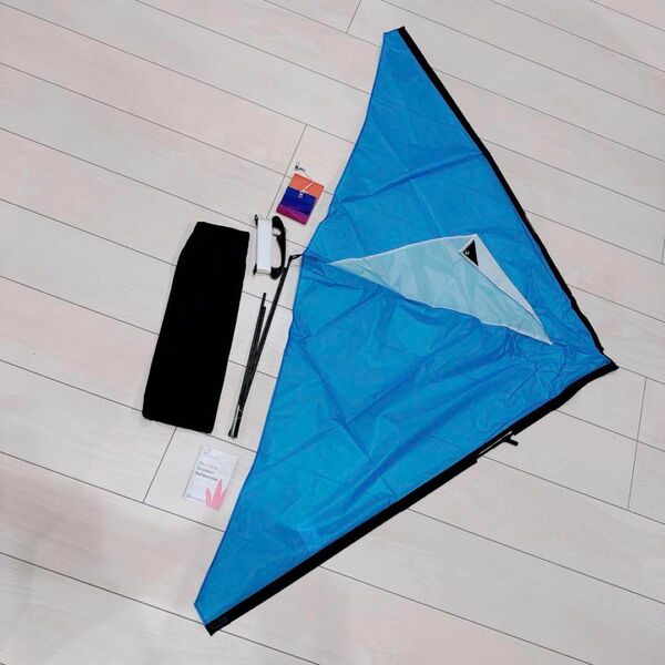 三角凧 凧揚げ 99.9m凧糸とハンドル付き 二種類の凧のしっぽ 