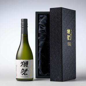 獺祭 純米大吟醸 磨き二割三分 遠心分離 化粧箱入り720ml