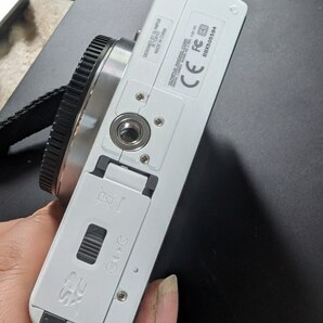 OLYMPUS PEN Mini E-PM1 M.ZUIKO DIGITAL 17mm 1:2.8 14-42mm 1:3.5-5.6 ミラーレス一眼 カメラ レンズ 2本付き ホワイトの画像7