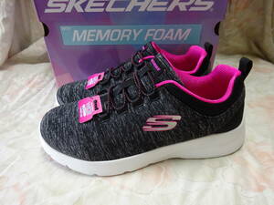 SKECHERS