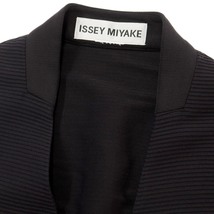 【中古】イッセイミヤケ ISSEY MIYAKE 2023年秋冬 プリーツ ノーカラーコート【L位】_画像4