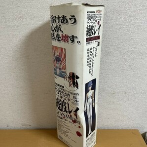 【中古美品】新世紀エヴァンゲリオン負傷中の綾波レイ1/4フィギュア 原型士ボーメの画像4