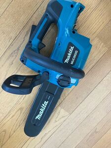 マキタ (Makita) 250ミリ充電式チェーンソー 40Vmax2.5Ah MUC002GRDX 青 チェーンソー makita 中古 美品 40v