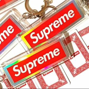 豪華Supremeホログラムトランプ２枚＆シルバートランプチャームキーホルダー③