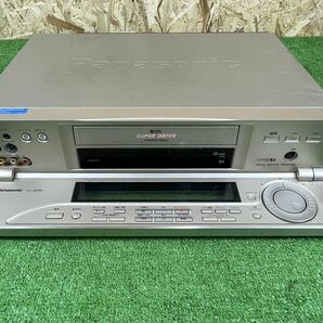 4B48 Panasonic NV-SB900 S-VHS ビデオデッキ 通電OK 99年製 パナソニック ジャンクの画像5