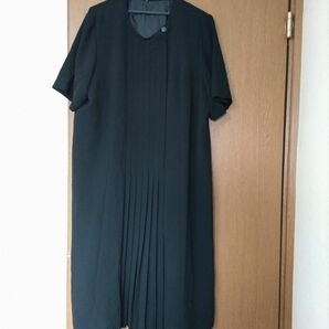 23号　ワンピース　喪服？