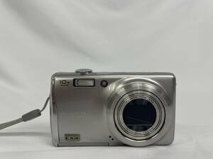 動作品 シャッター確認済 FUJIFILM 富士フイルム FINE PIX F70 EXR 10×WIDE シルバー 箱有 バッテリーパック付 34j-4-9