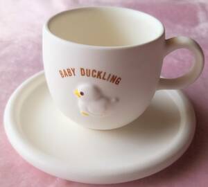 新品☆アヒルカップ＆ソーサー☆(BABYDUCKLING)