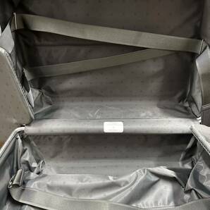 【中古極美品】RIMOWA CLASSIC CABIN リモワ クラシック キャビン 36L スーツケース アルミニウム シルバーの画像9