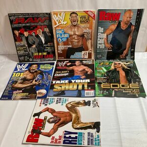 WWE RAW マガジン 雑誌まとめ売り　と　WWE DVD 日本正規版　日本語字幕付き　2002〜2011 30本まとめ売り