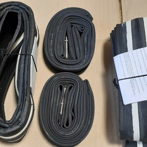 ビットリアRUBINO PRO 700×25Cタイヤ2本(ブラック/ホワイト)と、インナーチューブ2本セット、未使用新品の画像5