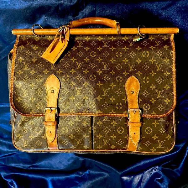 【LOUIS VUITTON】サック シャス