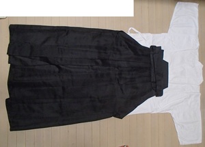  archery put on large size hakama 24 number man . for stone . shop 