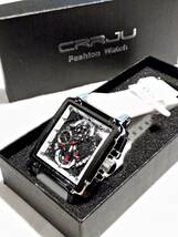 ◆日本未入荷◆　高級メンズ腕時計　アナログ　クロノグラフ　スクエアデザイン　白　ホワイト　ステンレス　正規品　プレゼント_画像2